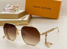 Picture of LV Sunglasses _SKUfw55794502fw